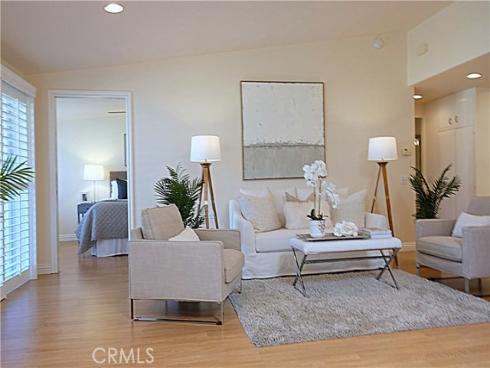 1681 Tam O'shanter 10C M12 Road, Seal Beach, CA