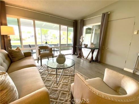 1441 Monterey Rd. M2-61j , Seal Beach, CA