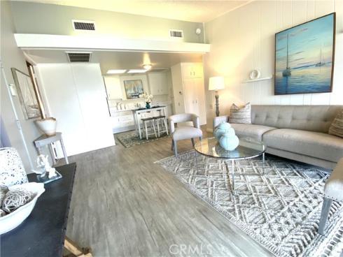 1441 Monterey Rd. M2-61j , Seal Beach, CA