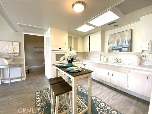 1441 Monterey Rd. M2-61j , Seal Beach, CA