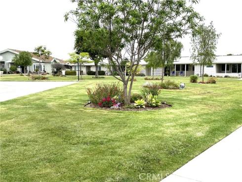 1441 Monterey Rd. M2-61j , Seal Beach, CA