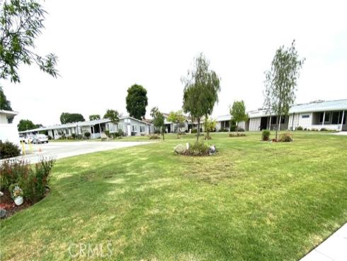 1441 Monterey Rd. M2-61j , Seal Beach, CA