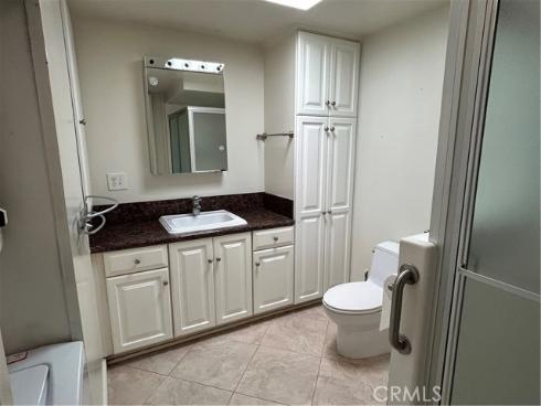 13881  Thunderbird  66H , Seal Beach, CA