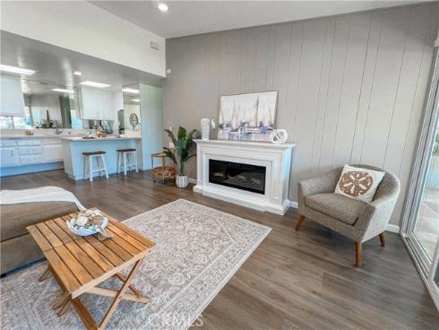 1533  Merion Way, M2-26d  , Seal Beach, CA