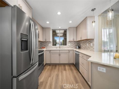 13120  Del Monte  47G  Drive, Seal Beach, CA