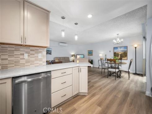 13120  Del Monte  47G  Drive, Seal Beach, CA