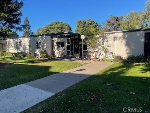 13360  Del Monte  2-B  Drive, Seal Beach, CA