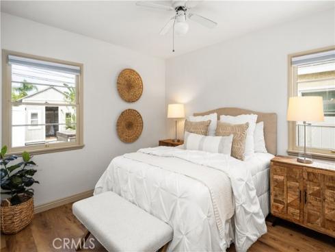 309  15th   Street, Seal Beach, CA