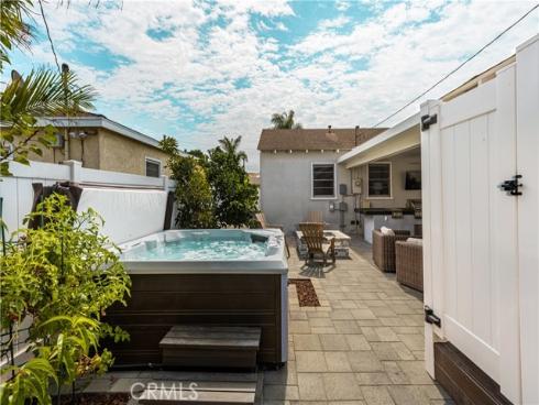 309  15th   Street, Seal Beach, CA