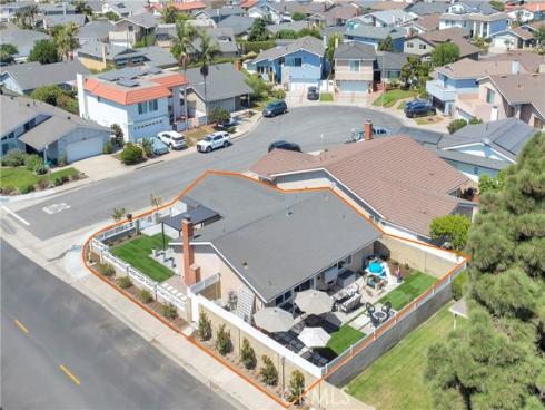 3520  Jasmin   Circle, Seal Beach, CA