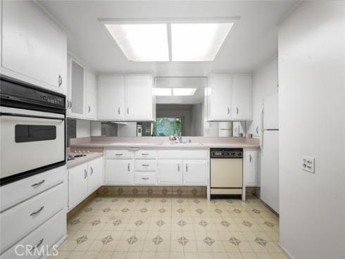 13361 El Dorado 201F Drive, Seal Beach, CA