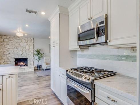 3560  Iris Cir  , Seal Beach, CA