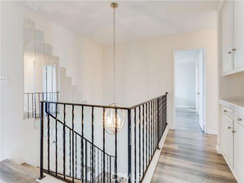 3560  Iris Cir  , Seal Beach, CA