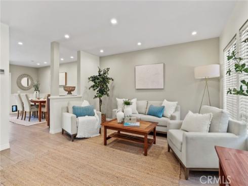 329 Regatta Way , Seal Beach, CA