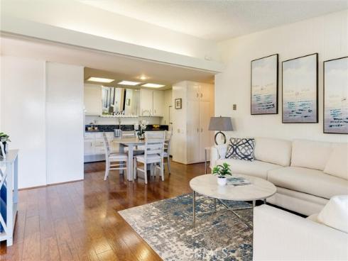 1661  Monterey  16-L  Road, Seal Beach, CA