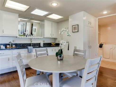 1661  Monterey  16-L  Road, Seal Beach, CA