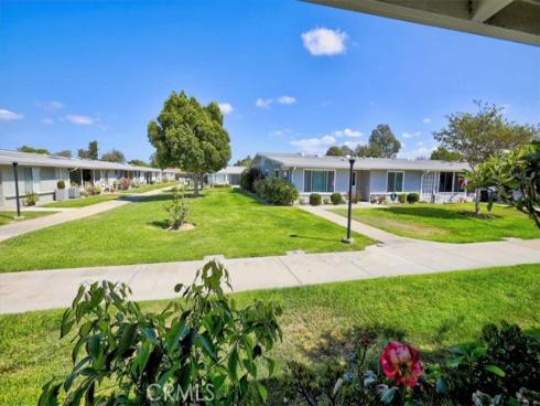 1641  Monterey Road  18H , Seal Beach, CA