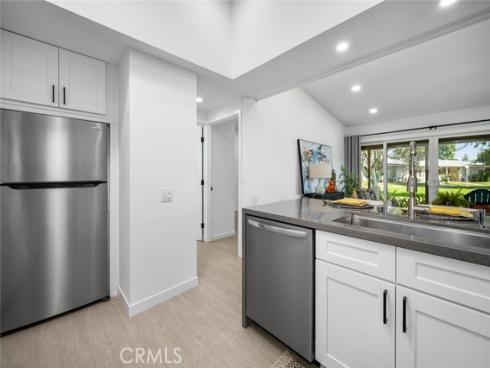 13160  Nassau  211L  DriveM9, Seal Beach, CA