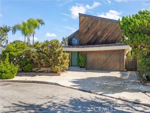412  Emerald  , Seal Beach, CA