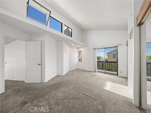412  Emerald  , Seal Beach, CA