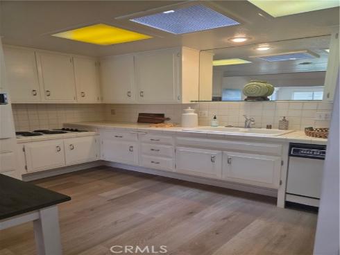 1660  Glenview Rd  78 J. , Seal Beach, CA