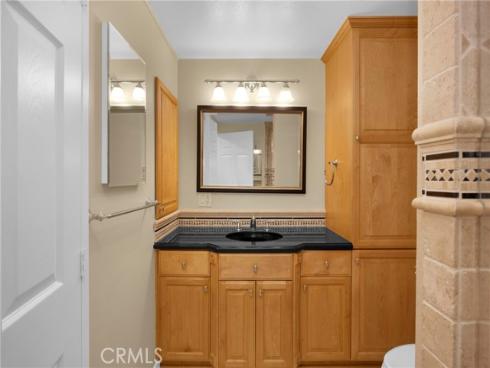 1660  Tam O'shanter  Mutual 14-5F  Road, Seal Beach, CA