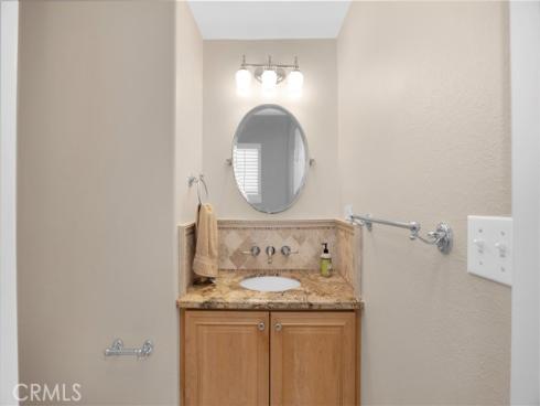 1660  Tam O'shanter  Mutual 14-5F  Road, Seal Beach, CA