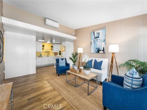 1121  Northwood  237D  M9  Road, Seal Beach, CA