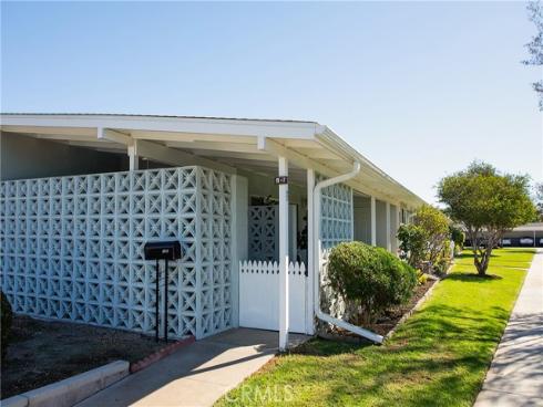 1200  Canoe Brook Dr., M3-19f  , Seal Beach, CA