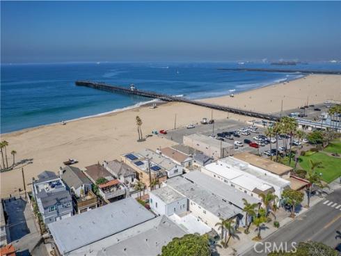 1003  Seal Way  , Seal Beach, CA