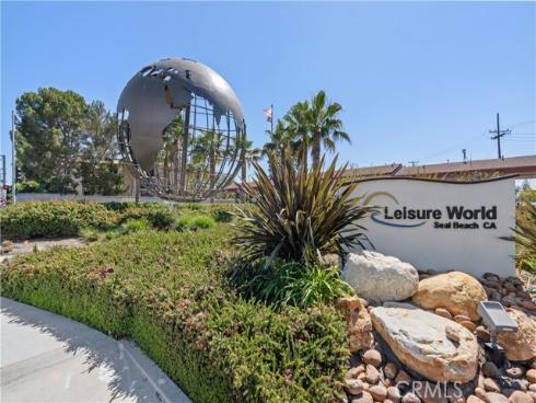1560  Interlachen Road M12-66l  , Seal Beach, CA