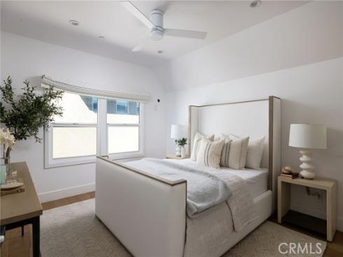 1230  Crystal Cove   Way, Seal Beach, CA
