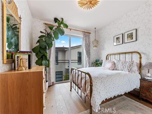 15  Marina Way  , Seal Beach, CA