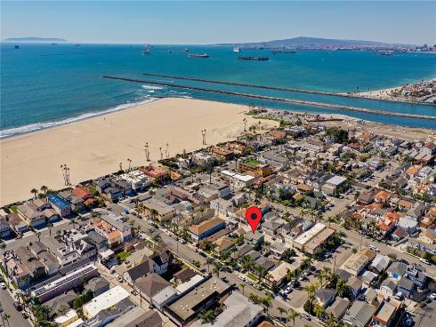 125  5th   Street, Seal Beach, CA