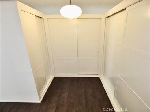 1891 Mckinney 26B Way, Seal Beach, CA