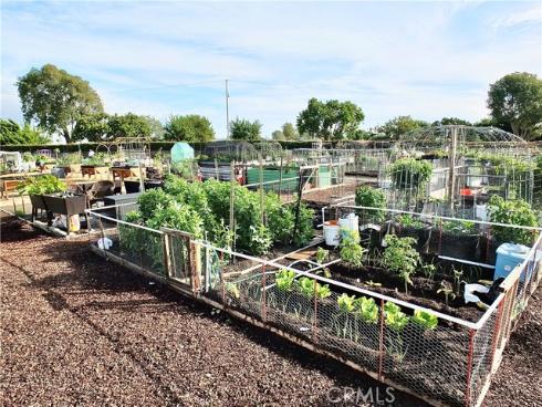 1891 Mckinney 26B Way, Seal Beach, CA