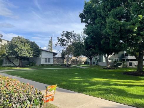 13342  Del Monte  5-G  Drive, Seal Beach, CA