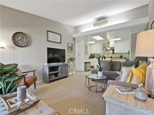 13660 Annandale 22i M1 Drive, Seal Beach, CA