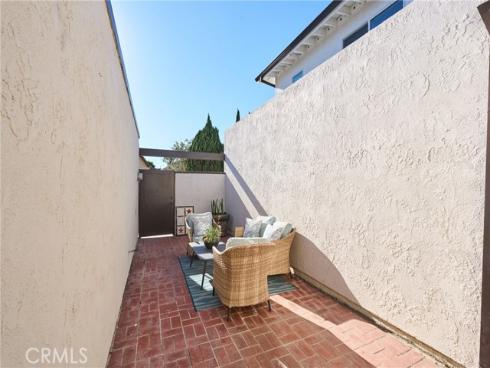 370 Electric , Seal Beach, CA