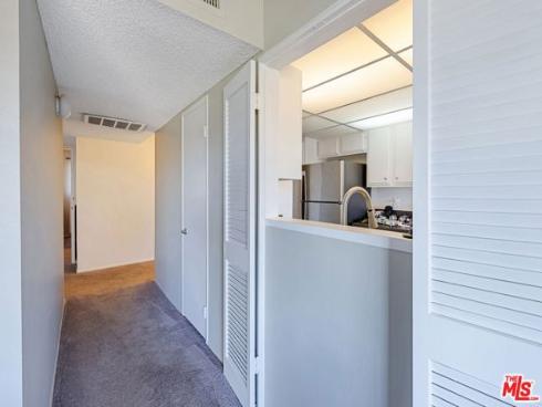 12400 Montecito 403 Road, Seal Beach, CA