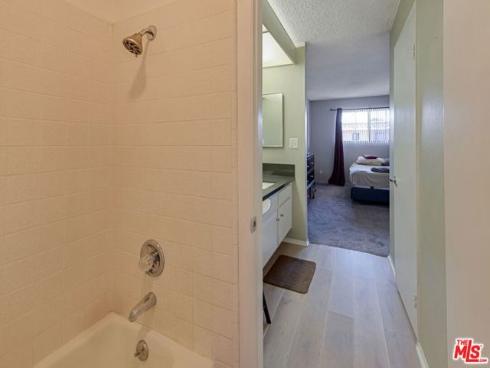 12400 Montecito 403 Road, Seal Beach, CA