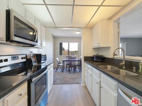 12400 Montecito 403 Road, Seal Beach, CA