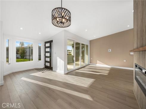 1641  Monterey  18E  RoadM-2, Seal Beach, CA