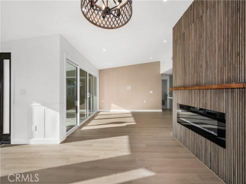 1641  Monterey  18E  RoadM-2, Seal Beach, CA