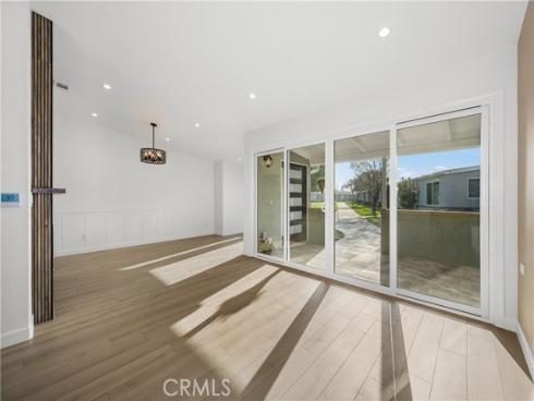 1641  Monterey  18E  RoadM-2, Seal Beach, CA