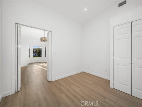 1641  Monterey  18E  RoadM-2, Seal Beach, CA