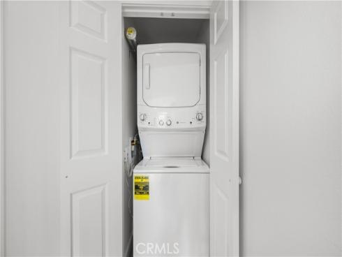 1641  Monterey  18E  RoadM-2, Seal Beach, CA