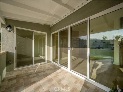 1641  Monterey  18E  RoadM-2, Seal Beach, CA