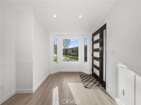 1641  Monterey  18E  RoadM-2, Seal Beach, CA