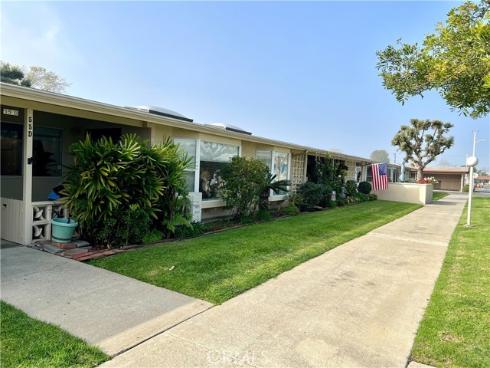 1311  Twin Hills Dr., M12-55d  , Seal Beach, CA